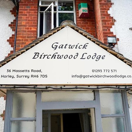 Gatwick Birchwood Lodge With Holiday Parking 霍利 外观 照片